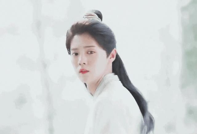 鹿晗在韩国的事件,鹿晗韩国打工故事文章