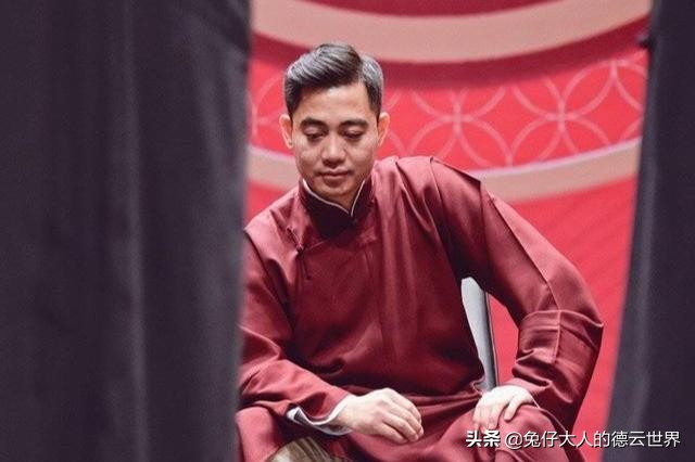 德云社又一演员受伤，网友纷纷吐槽，相声都被你们玩成高危职业了