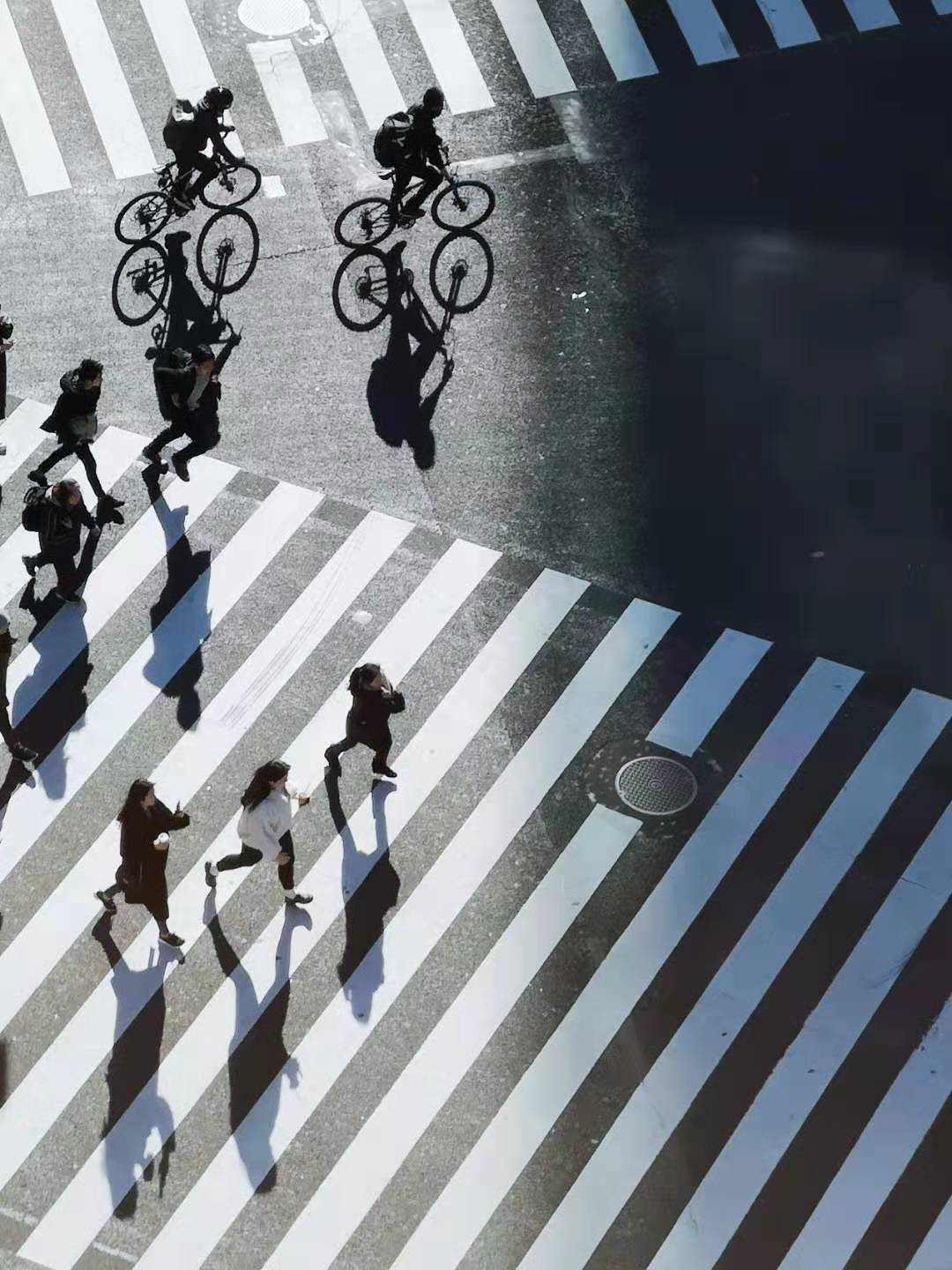 九条“不见得”，手机也能拍大片