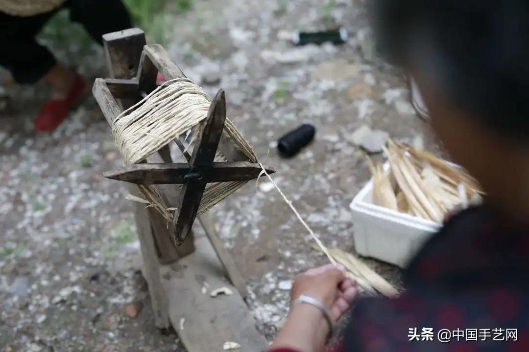 非遗吉林草编点草成金变废为宝,点草成金草编非遗大讲堂