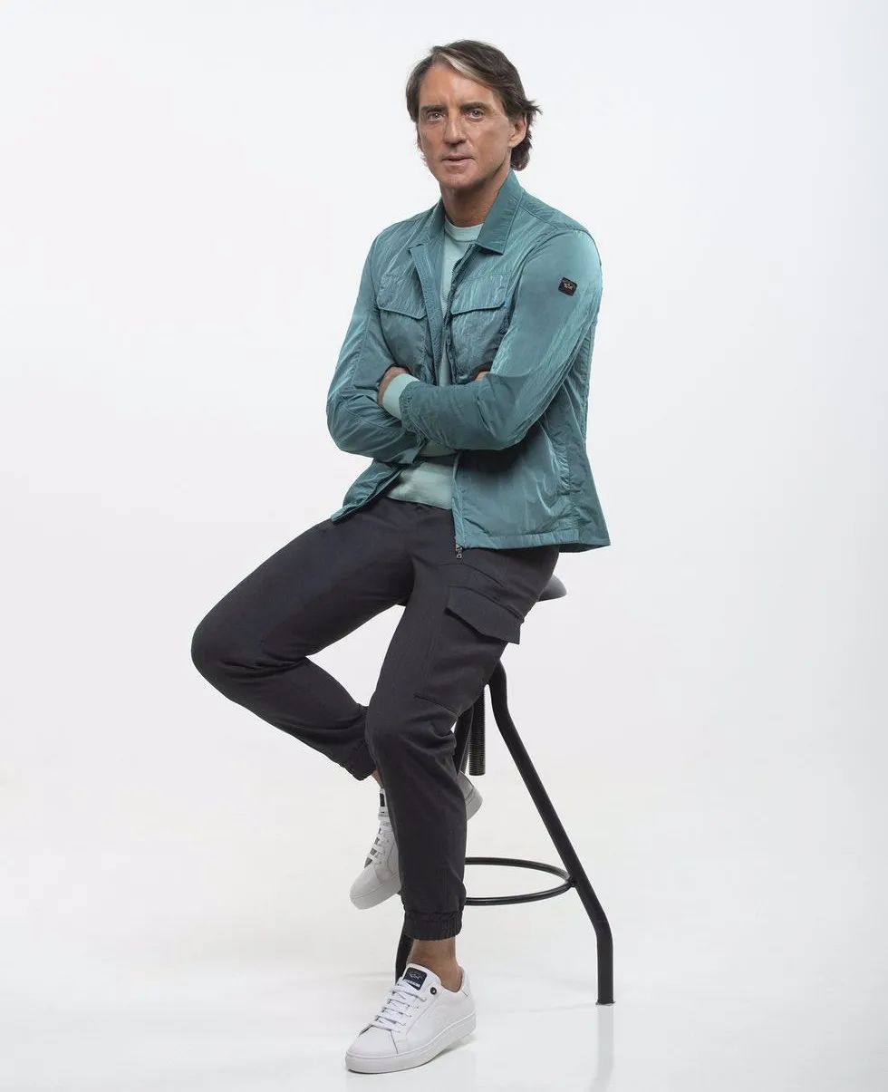 56岁教练才是意大利队最帅男人！穿LP戴百万RM，老男人不油腻典范