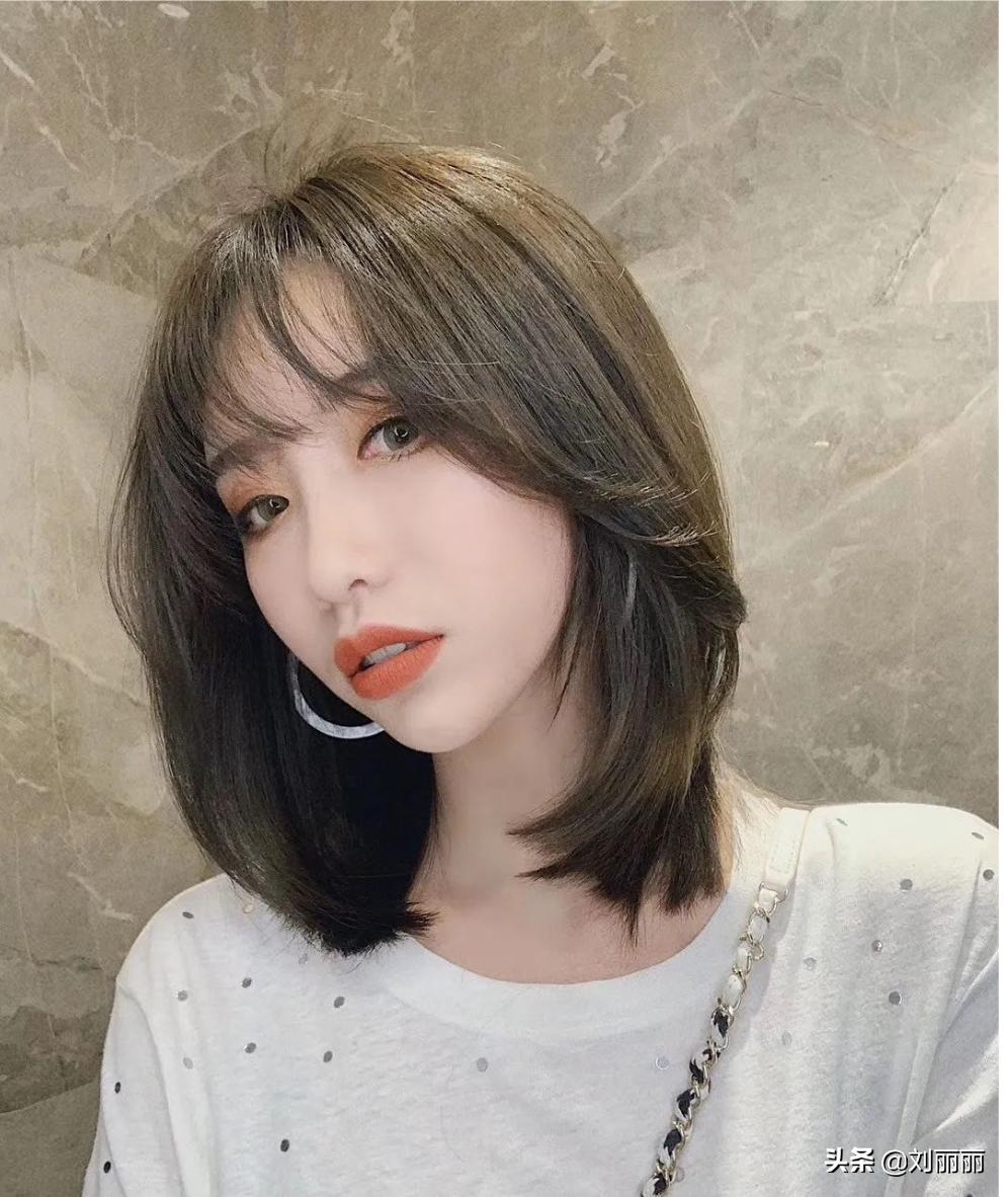 70后超短发烫发发型免打理减龄,50岁减龄发型短发烫免打理