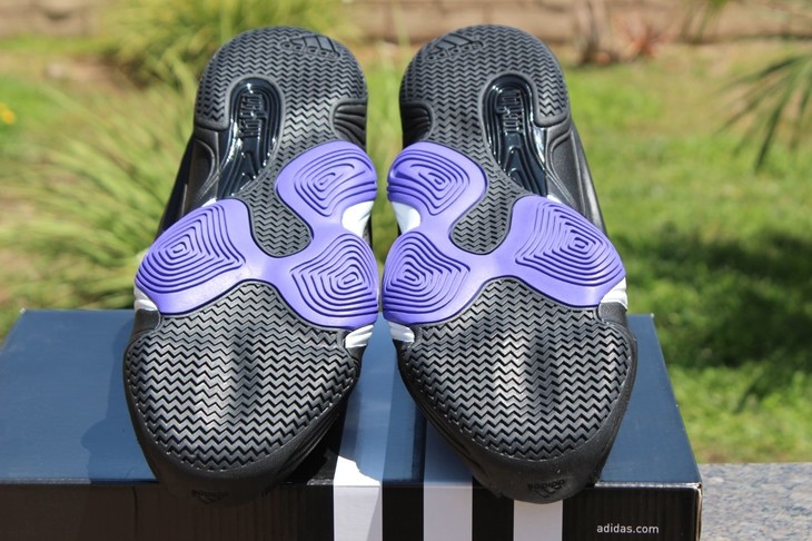 为了忘却的纪念，Kobe战靴（阿迪部分）