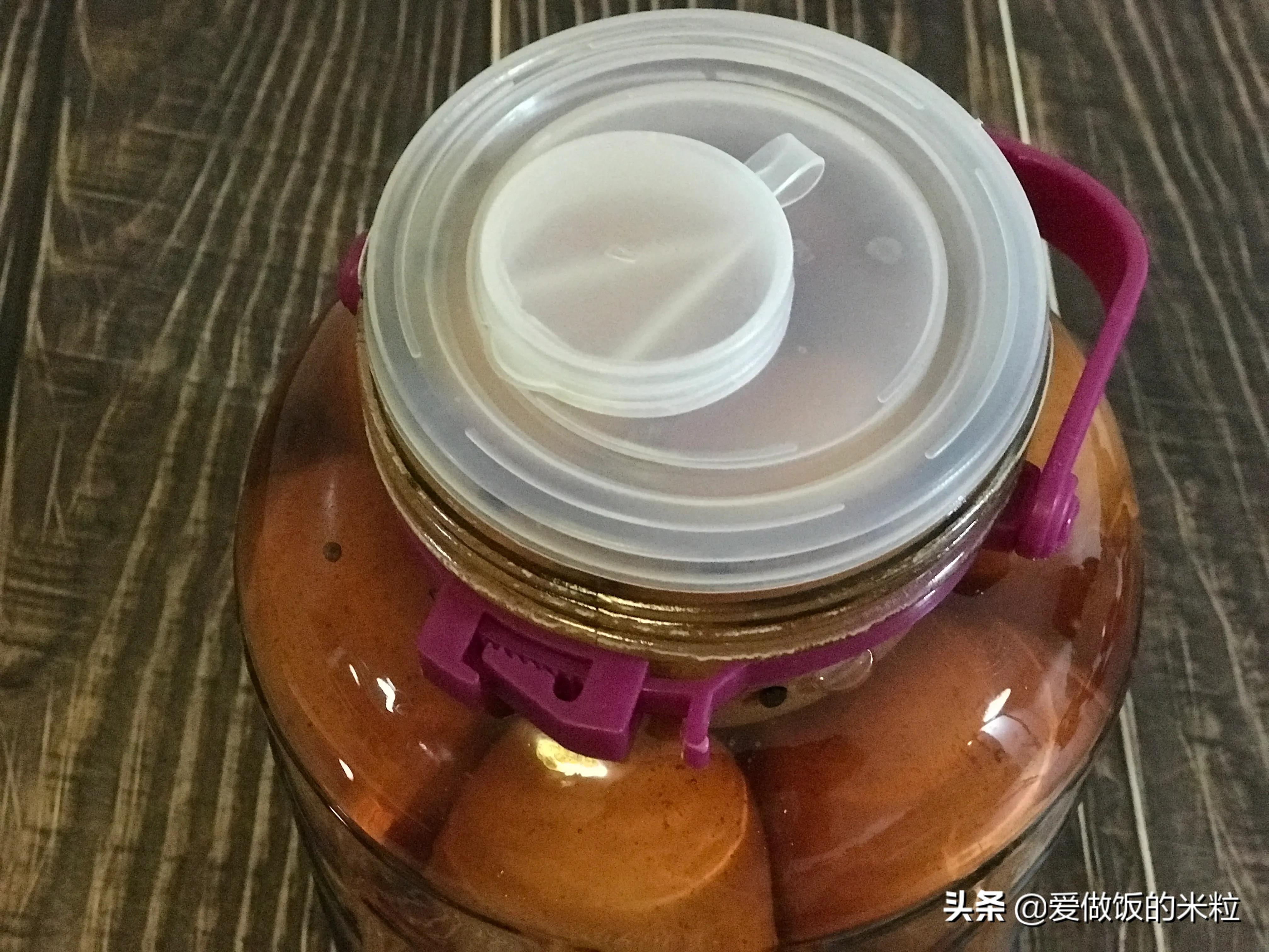 用传统方法腌咸鸡蛋,腌咸鸡蛋流油的老方法