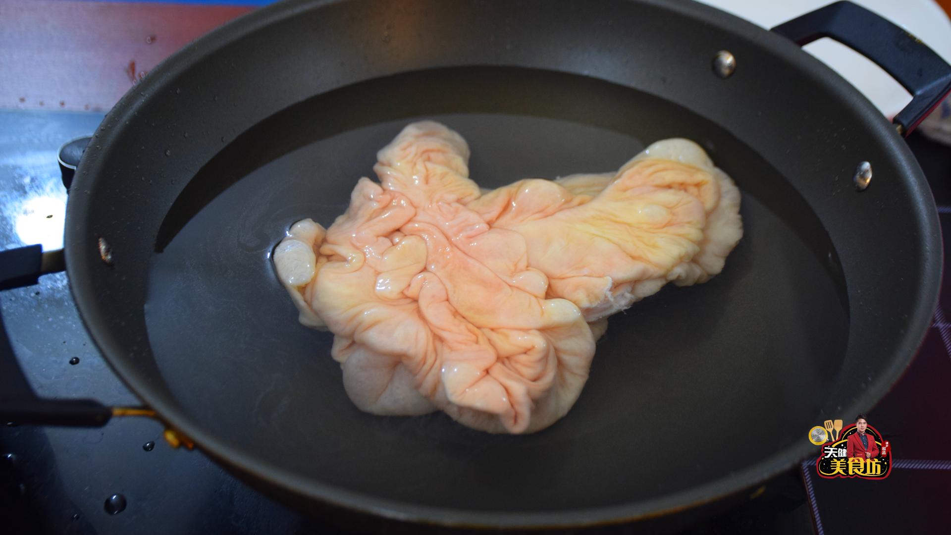 猪大肠怎样炒不会咬不动,猪大肠怎么炒才会脆