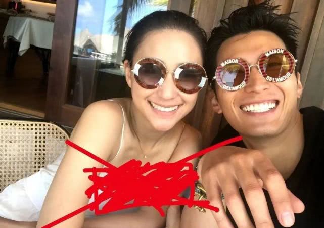 何超莲与弟弟做猜字游戏测龙凤胎心灵感应，结局让人忍俊不禁