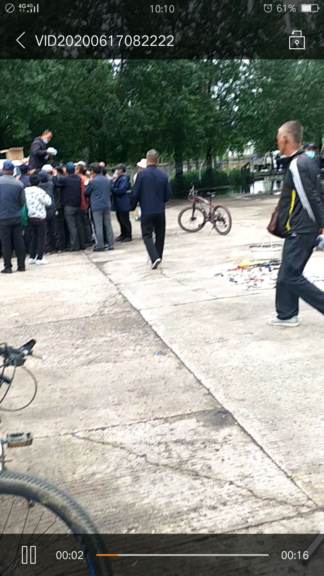 摆地摊卖江湖产品从哪里拿货,摆地摊卖东西怎么才能卖的好