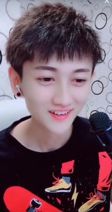 火山主播小阿宇,火山主播百变小阿宇个人资料