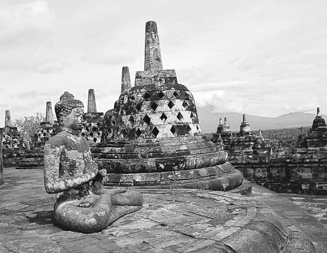 东南亚是怎么发展起来的,东南亚位置的重要性和原因