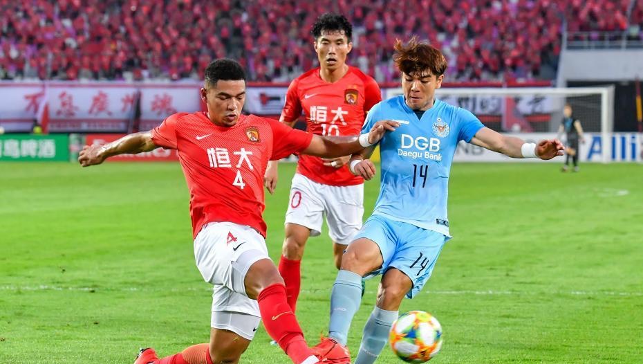 国足对泰国归化球员,国足将迎战越南队还有归化球员吗