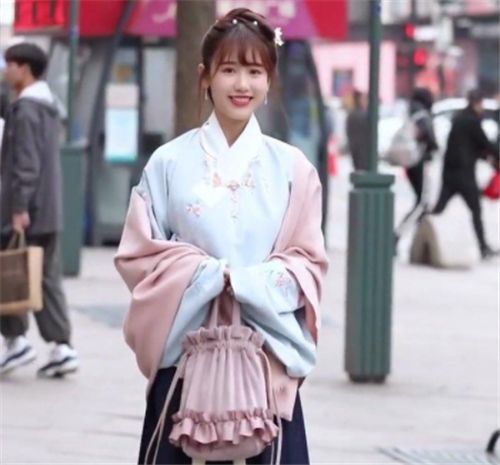 古装剧发型怎么梳的,古装剧扎头发技巧