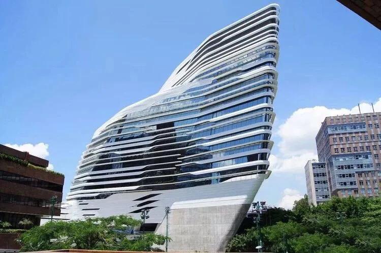 建筑界时尚女魔头,建筑女魔头作品