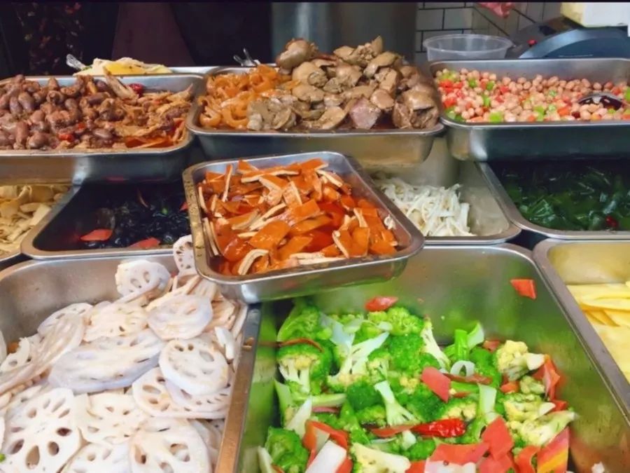 10块钱吃垮川大后街25家店，快快收藏