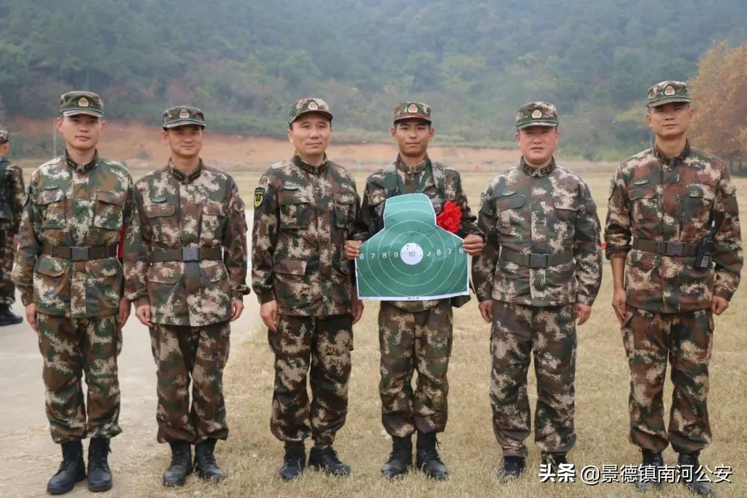 *榴弹手**投71米、双杠臂屈伸108个，这届新兵太猛了！