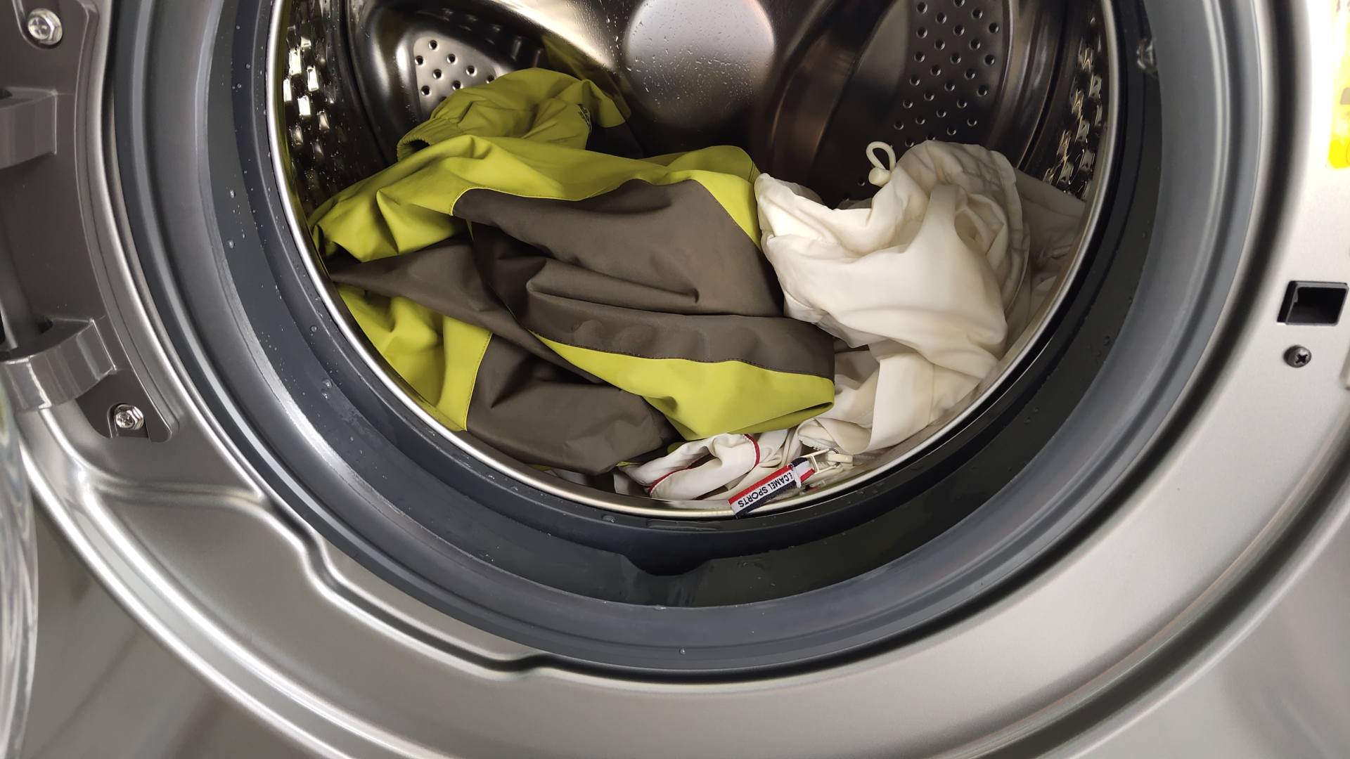 传说中的洗烘套装有那么好吗？春夏秋冬衣物都试过后，有了答案