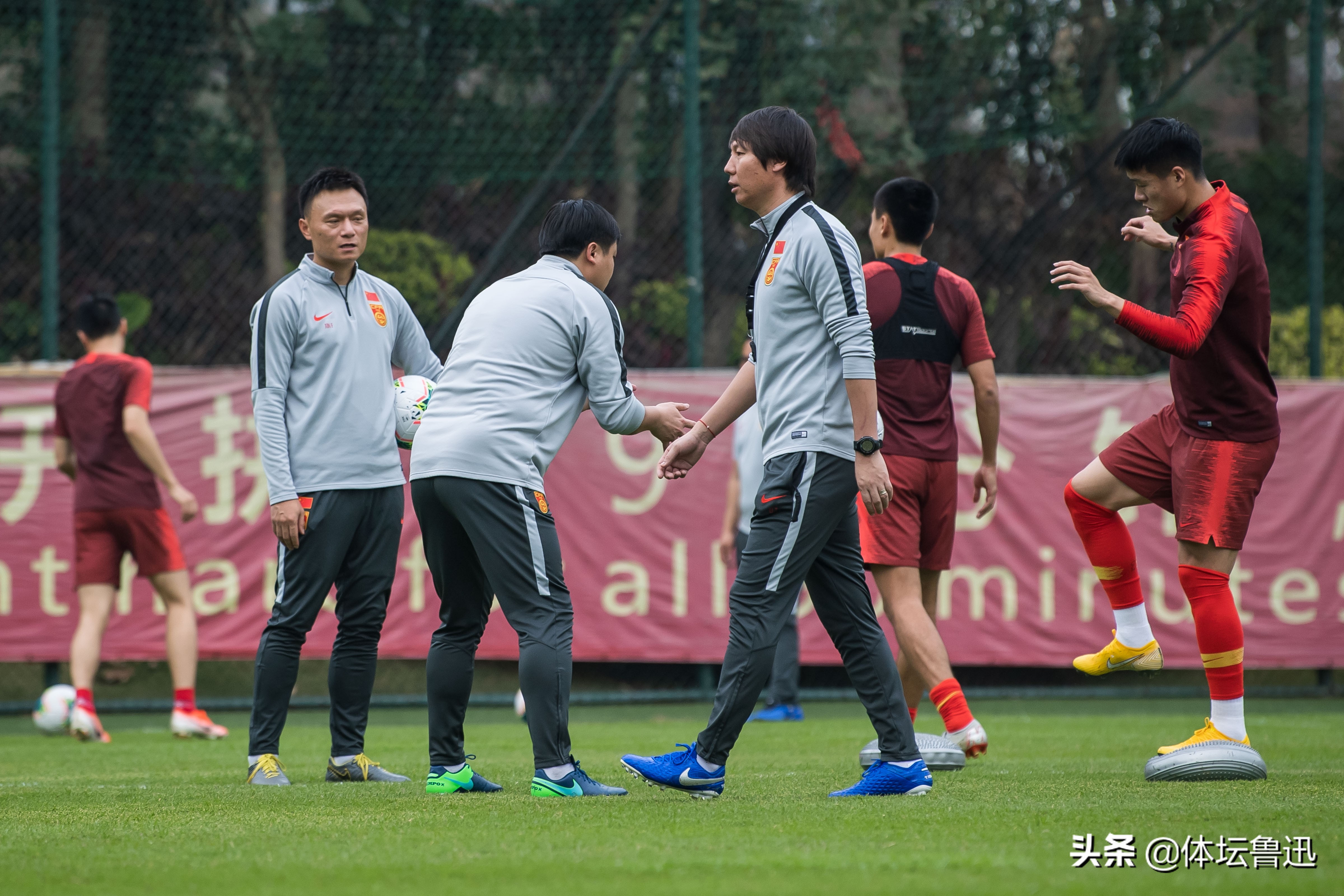 李铁和高洪波近况,李铁谈高洪波