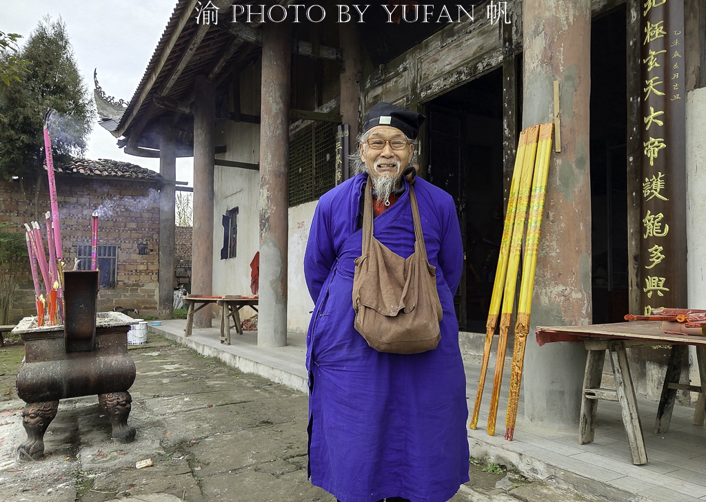 重庆有哪些著名的山峰,重庆最神奇的山峰