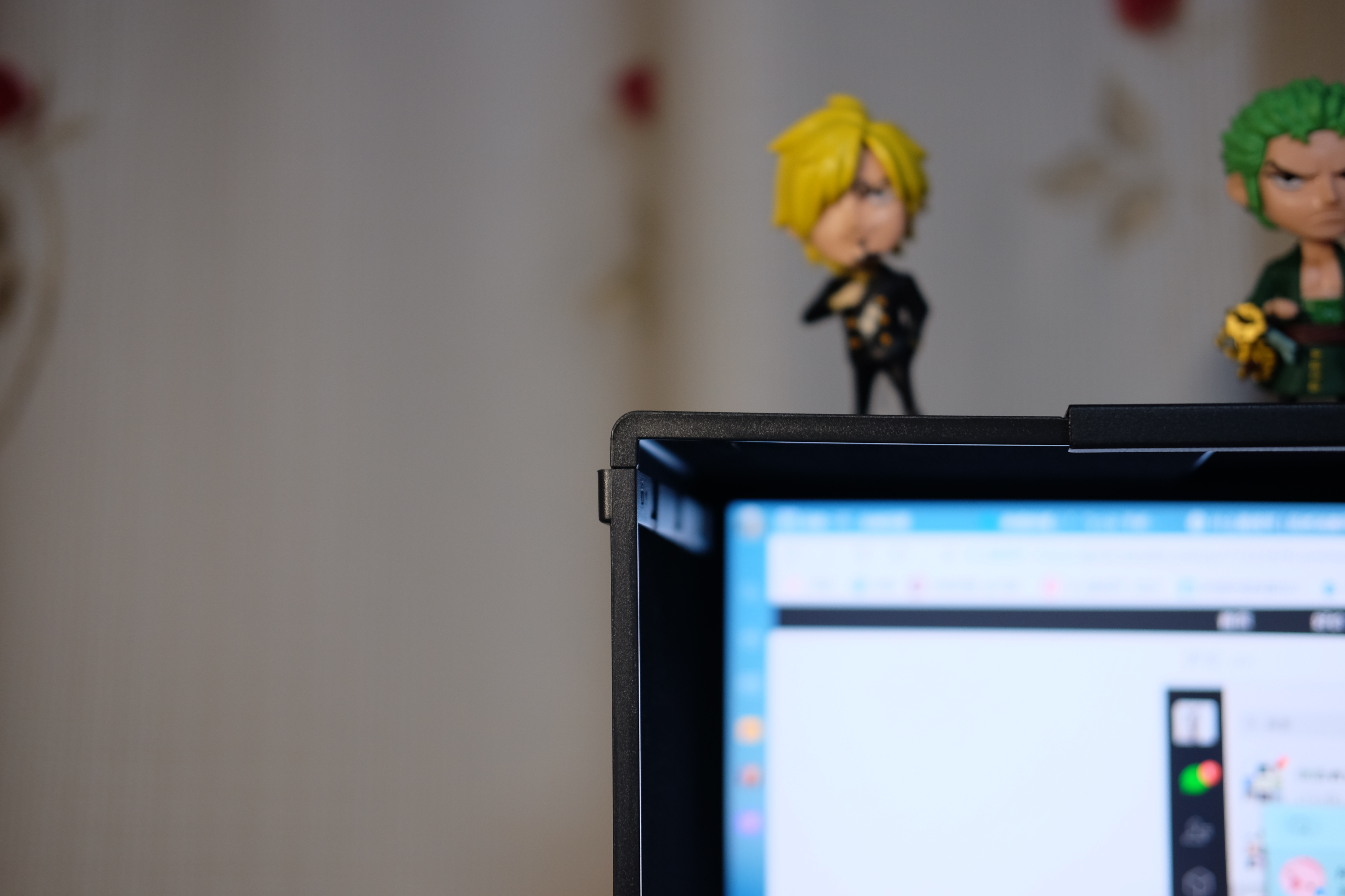 明基SW240专业显示器,明基sw240专业摄影绘图色准显示器