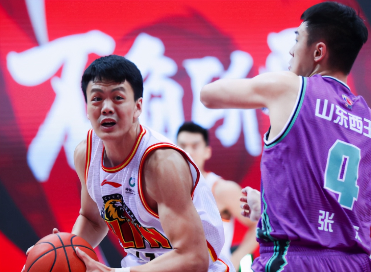 2022广州三分险胜吉林,西热力江10记三分对吉林