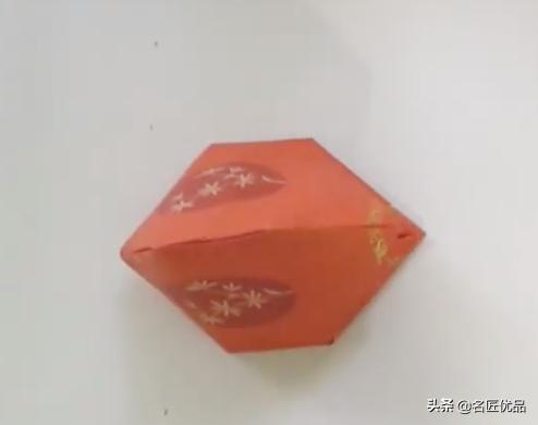 利用窗花做灯笼红包,元旦节剪的窗花灯笼