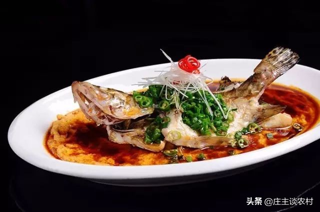 年夜饭都吃哪些菜比较好,年夜饭必须吃的菜都有哪些