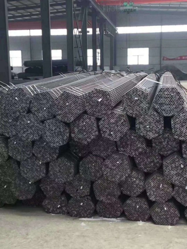 dn300钢管价格最新行情,热镀锌钢管价格行情最新报价