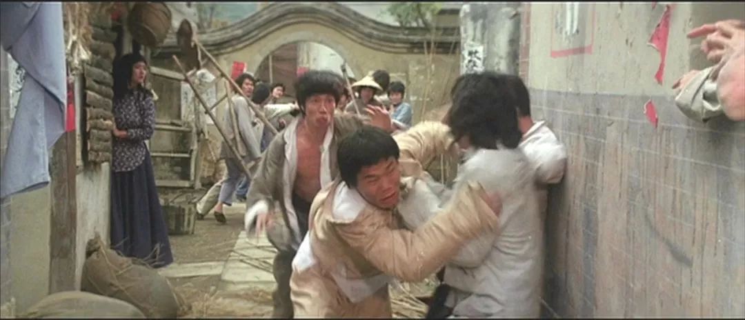 1992年成龙电影票房4亿,李连杰十五亿票房电影