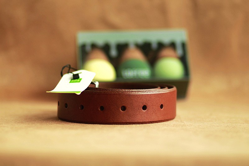 针扣头层男士皮带,男士休闲商务腰带自动扣百搭皮带