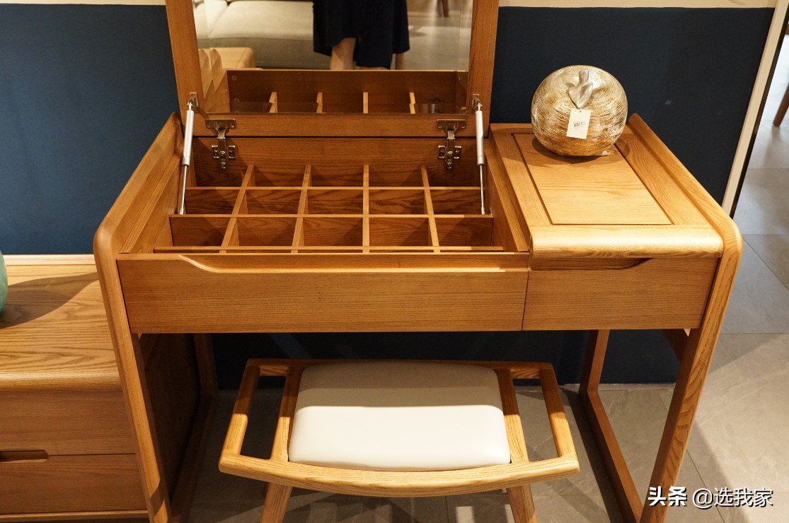 年轻人喜欢什么样的卧房家具,年轻人喜欢的主卧实木家具