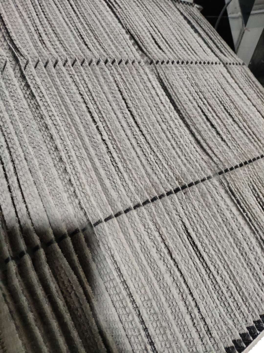 如何用空调清洗剂清洗壁挂式空调,如何使用空调清洗剂清洗家用空调