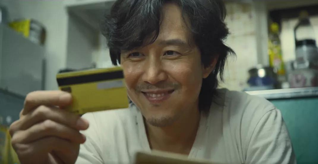 鱿鱼游戏的火爆折射了哪些问题,鱿鱼游戏背后的六个现实隐喻