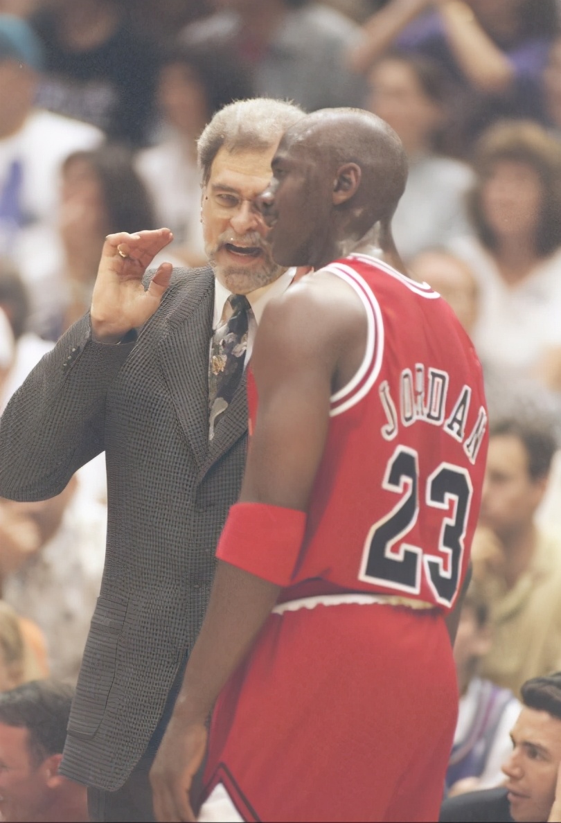 大史谈乔丹商业价值,乔丹身价有多少亿美元啊