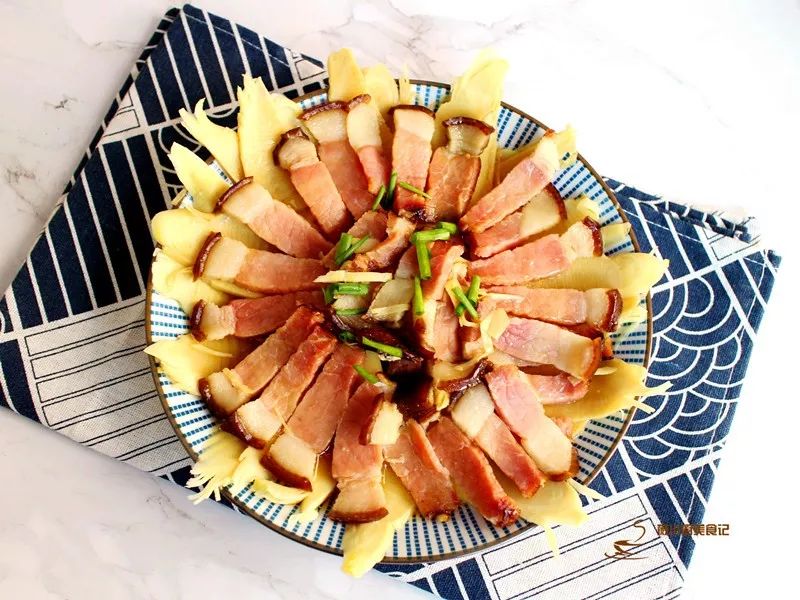 冬笋炒烟熏腊肉,冬笋炒腊肉做法腊肉要蒸吗