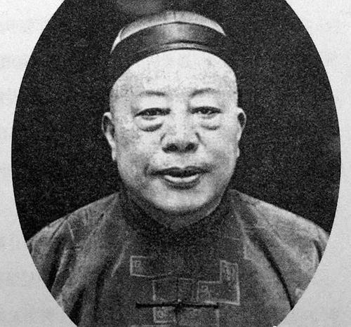 乱世枭雄：杜月笙，如何一跃成地下皇帝，在上海滩势力一手遮天