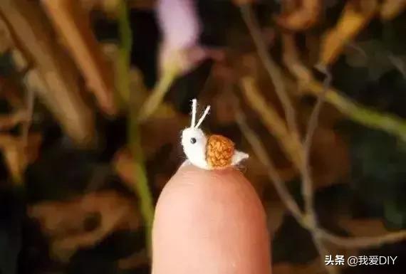 100种超迷你钩针小物钥匙包教程,100种超迷你钩针小物圣诞老人