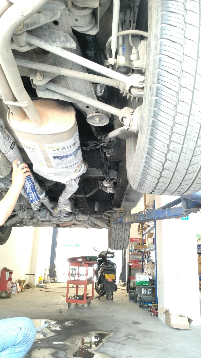 suv底盘装甲多少钱,suv底盘装甲什么样