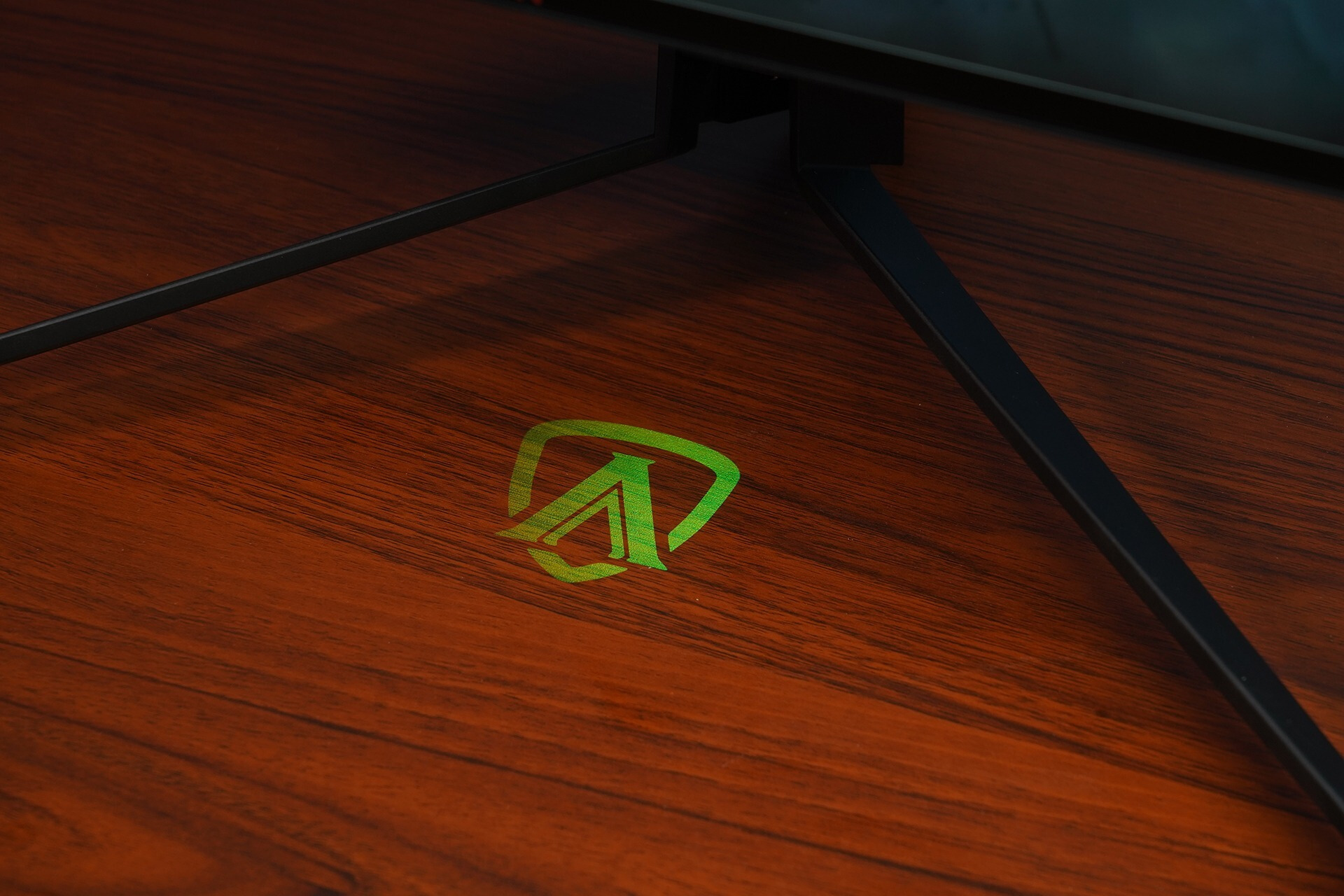 aoc144hz和166hz广色域显示器的区别,aoc24.5寸240hz显示器评测