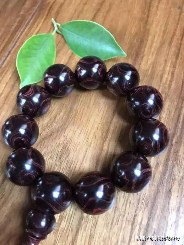 极品海南黄花梨手串的价格,天价黄花梨鬼脸手串