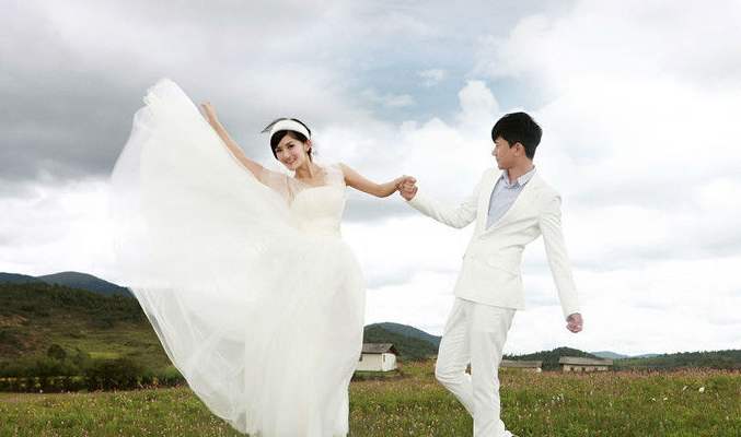 张杰谢娜现在状况,张杰谢娜现身民政局