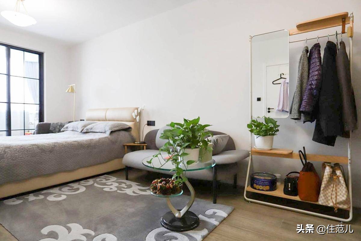 58㎡两室一厅，小户型也能拥有中岛厨房，父母硬核装修胜过年轻人