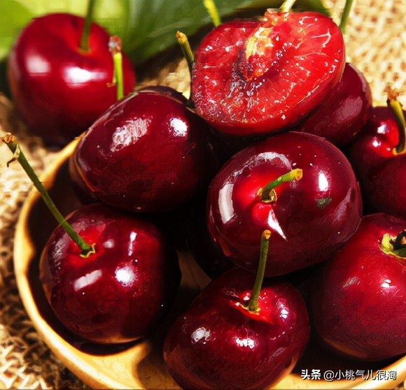 应季水果这样吃便宜又养生,这5种时令水果营养又美味