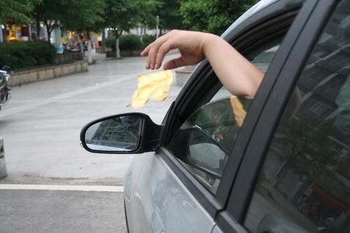 新规出台这11种违章不再罚款,交警提醒这6种违章扣分可以撤销