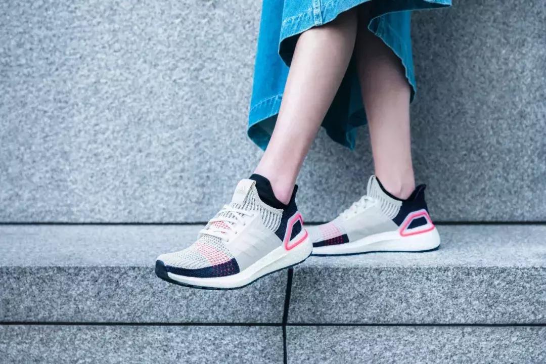 恋爱送礼,恋爱时的暖心礼物