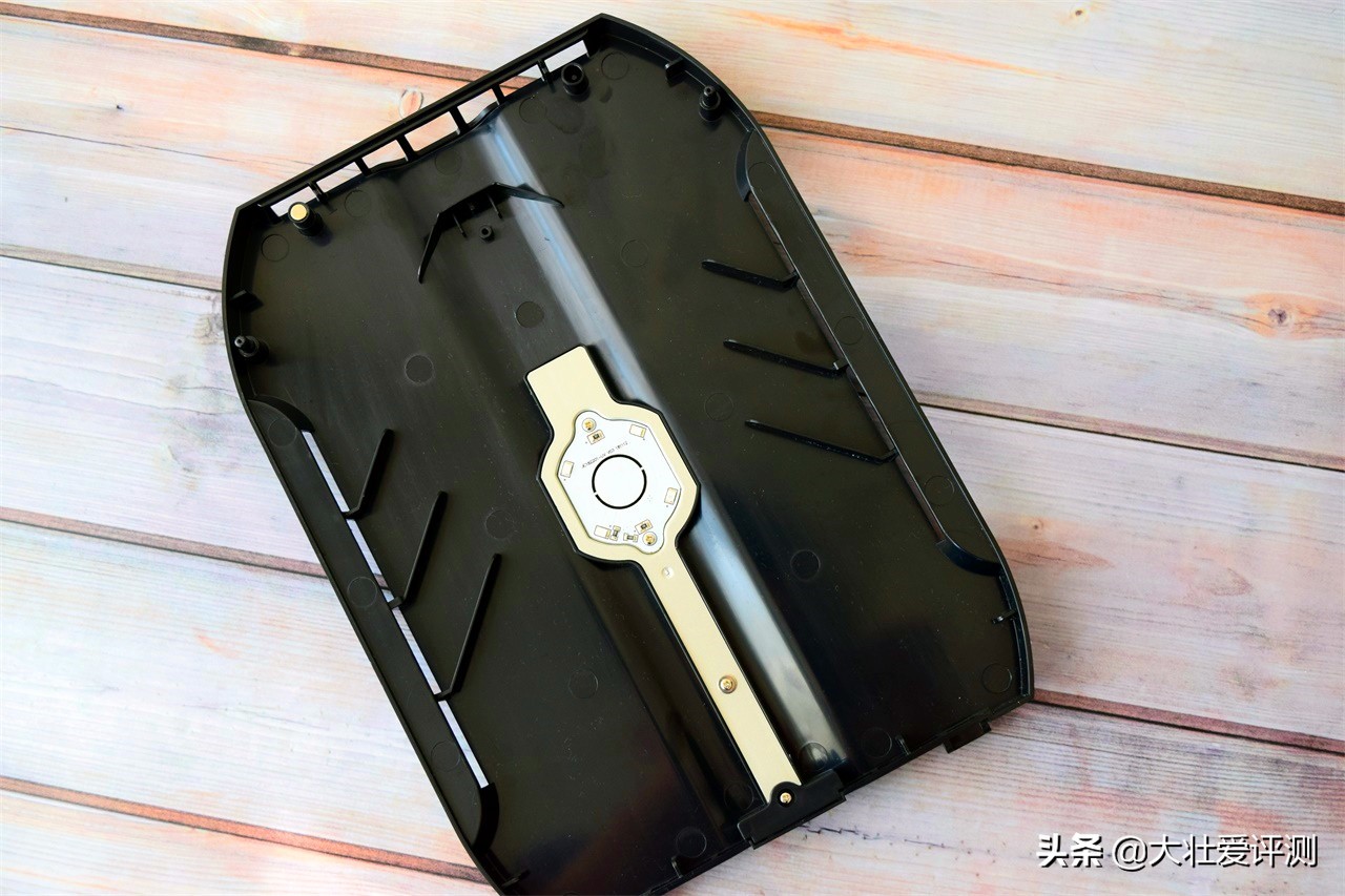 个人清新洁净、温馨浪漫空间缔造者—Treenovo空气清新机评测