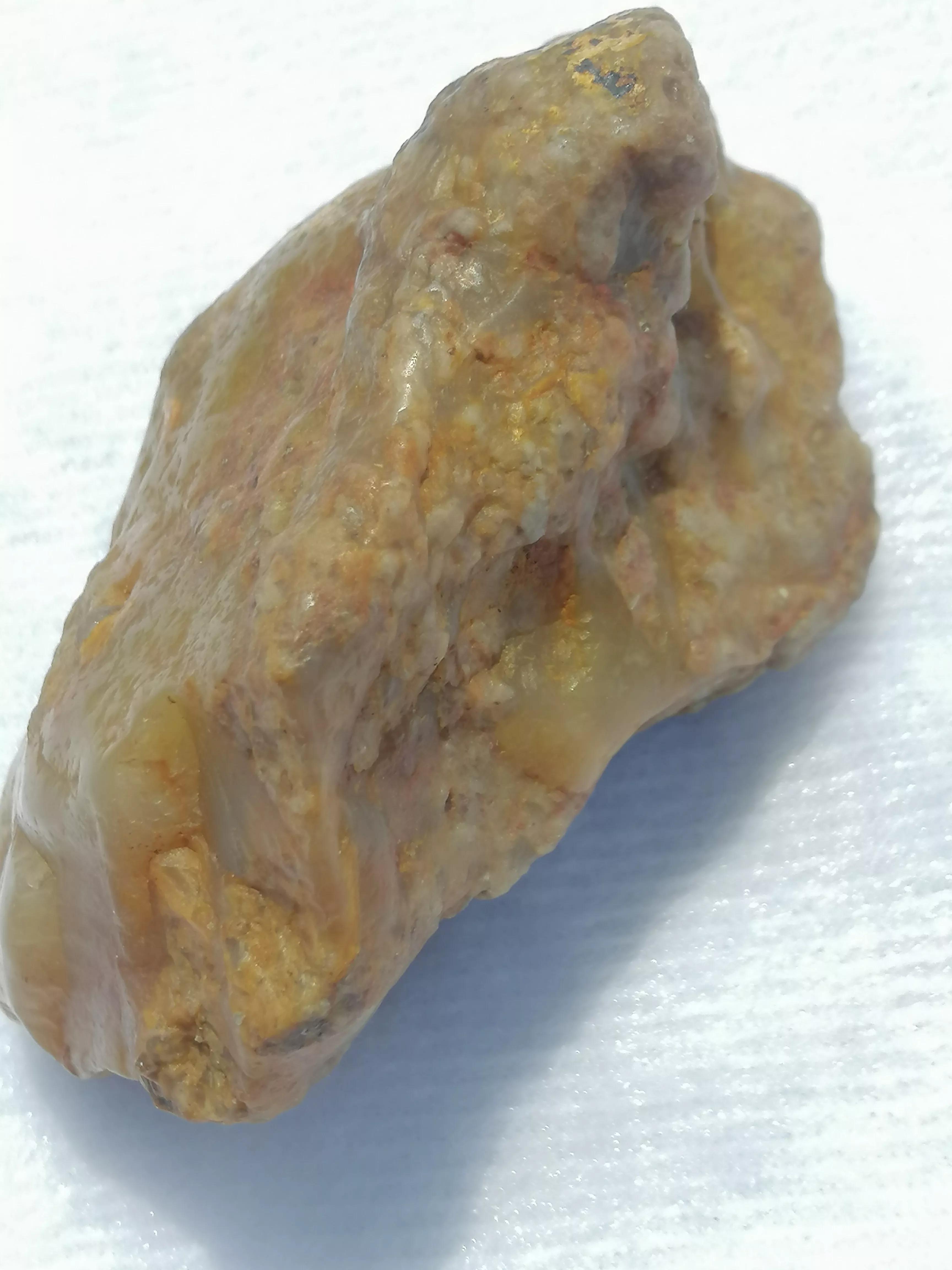 虱卵纹与黑针纹是田黄的特征吗,田黄石虱卵纹1克多少钱回收