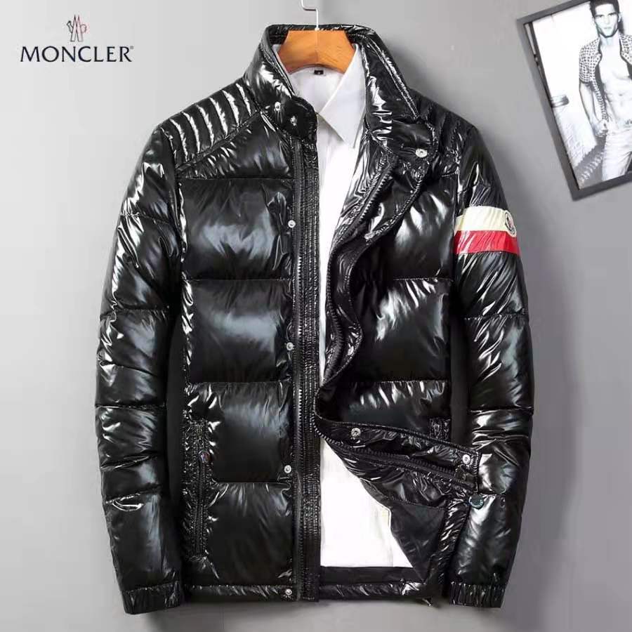 蒙口羽绒服波尔多红复刻,蒙口羽绒服高仿和正品有区别吗