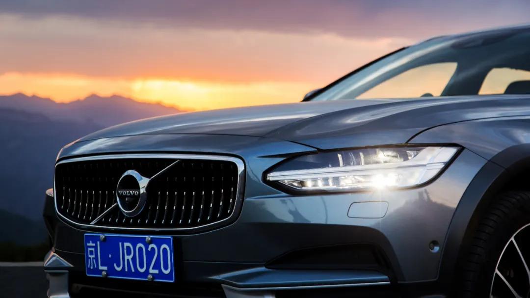 沃尔沃v90cc旅行车零整比,沃尔沃v90cc2020款和奥迪旅行车