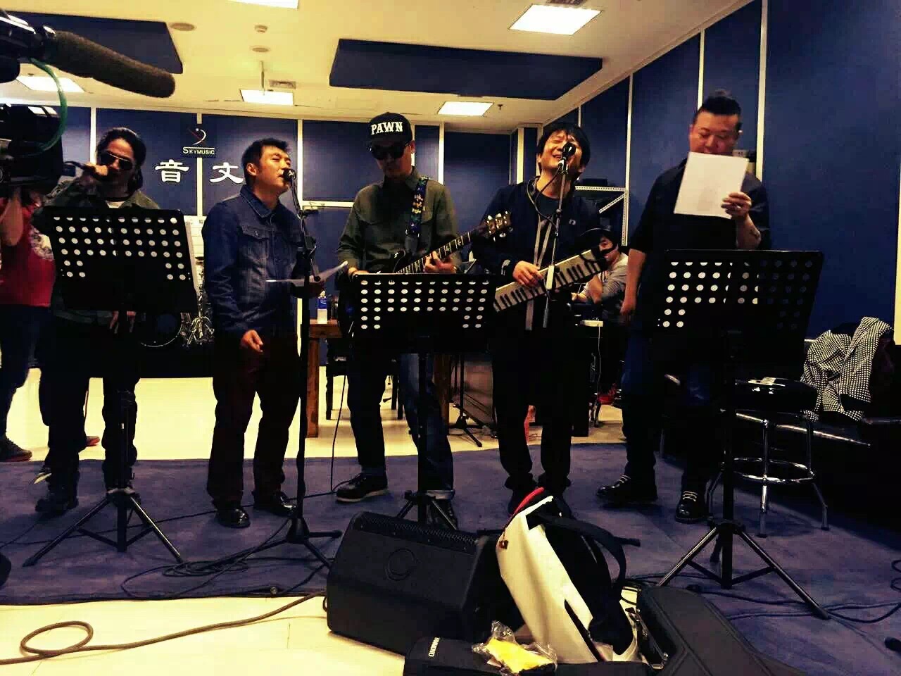 友谊地久天长低音炮完整版,友谊地久天长低音炮烟嗓版经典版