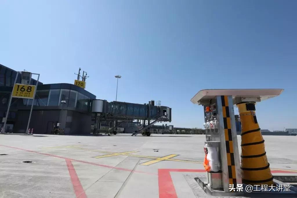 大兴机场多种设计方案,北京大兴国际机场建设纪录片