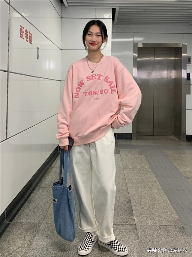 显白流行色高级感,黄黑皮如何hold住今年的流行色